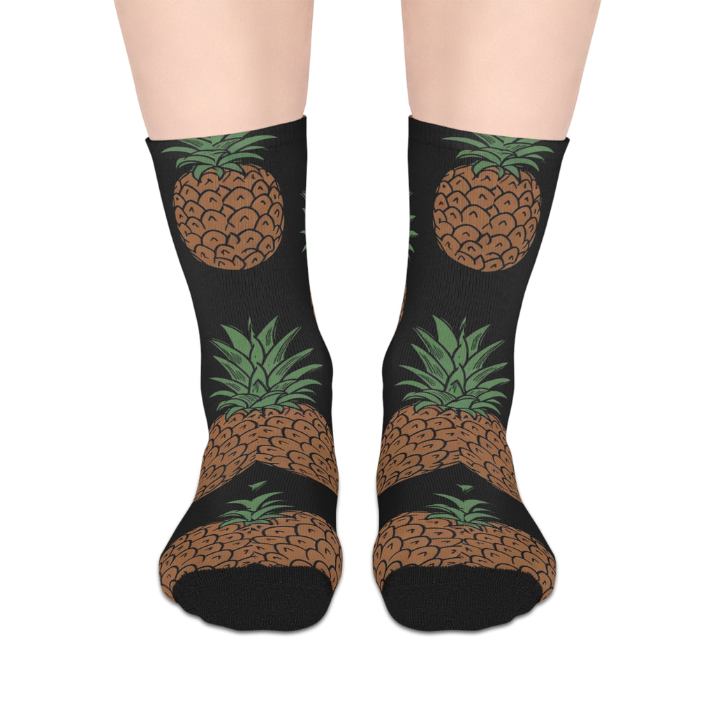 Pineapple Print Mid-Length Socks — Tropical Fruit Pattern Crew Socks