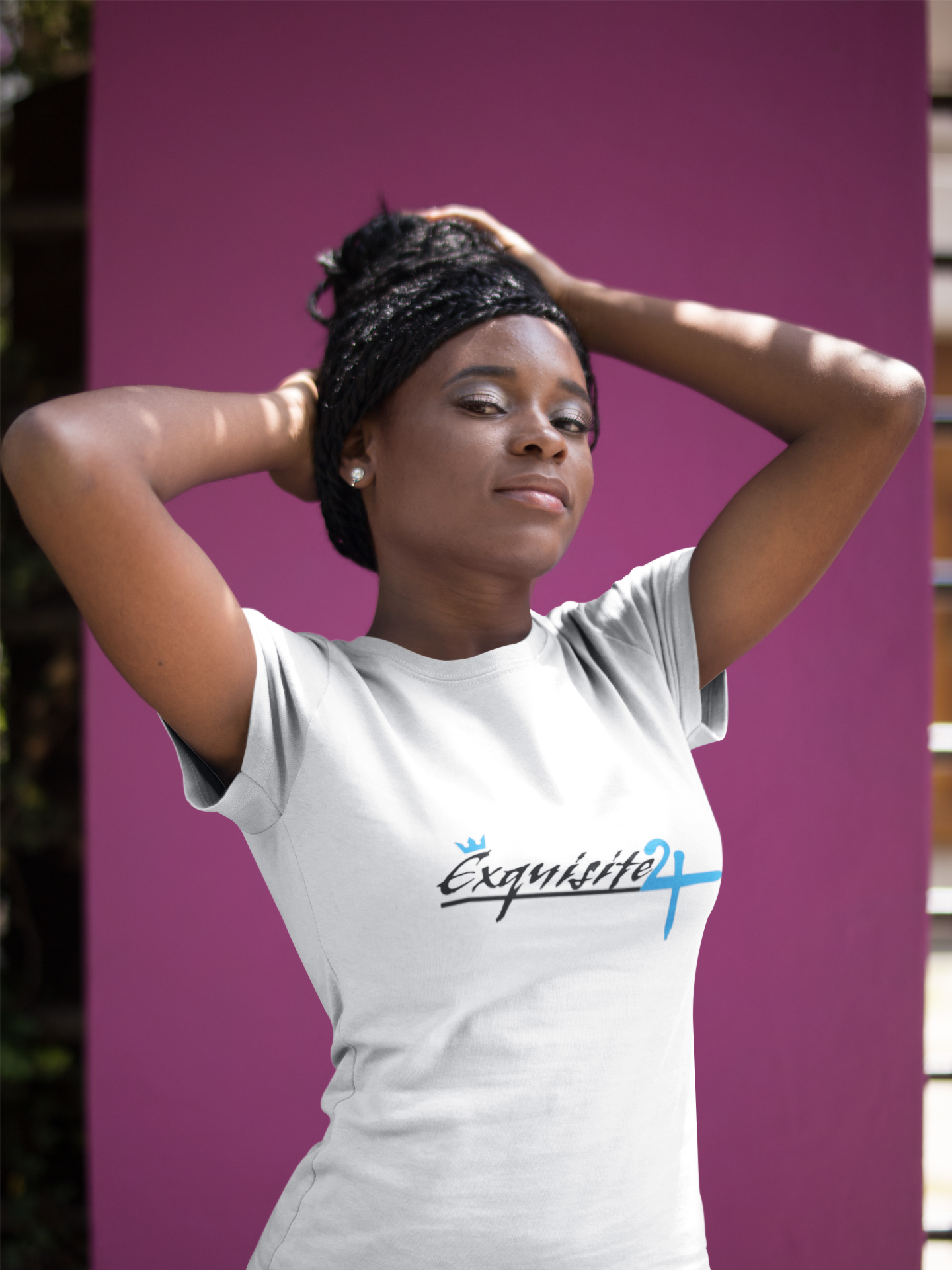 Cursive Exquisite 24 Blue Accent Logo Women's Graphic Tee