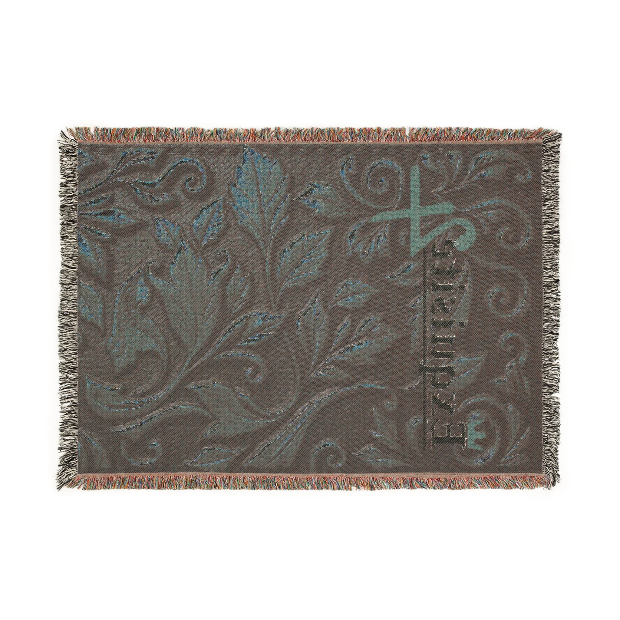 Exquisite 24 Antique Pattern Woven Blanket
